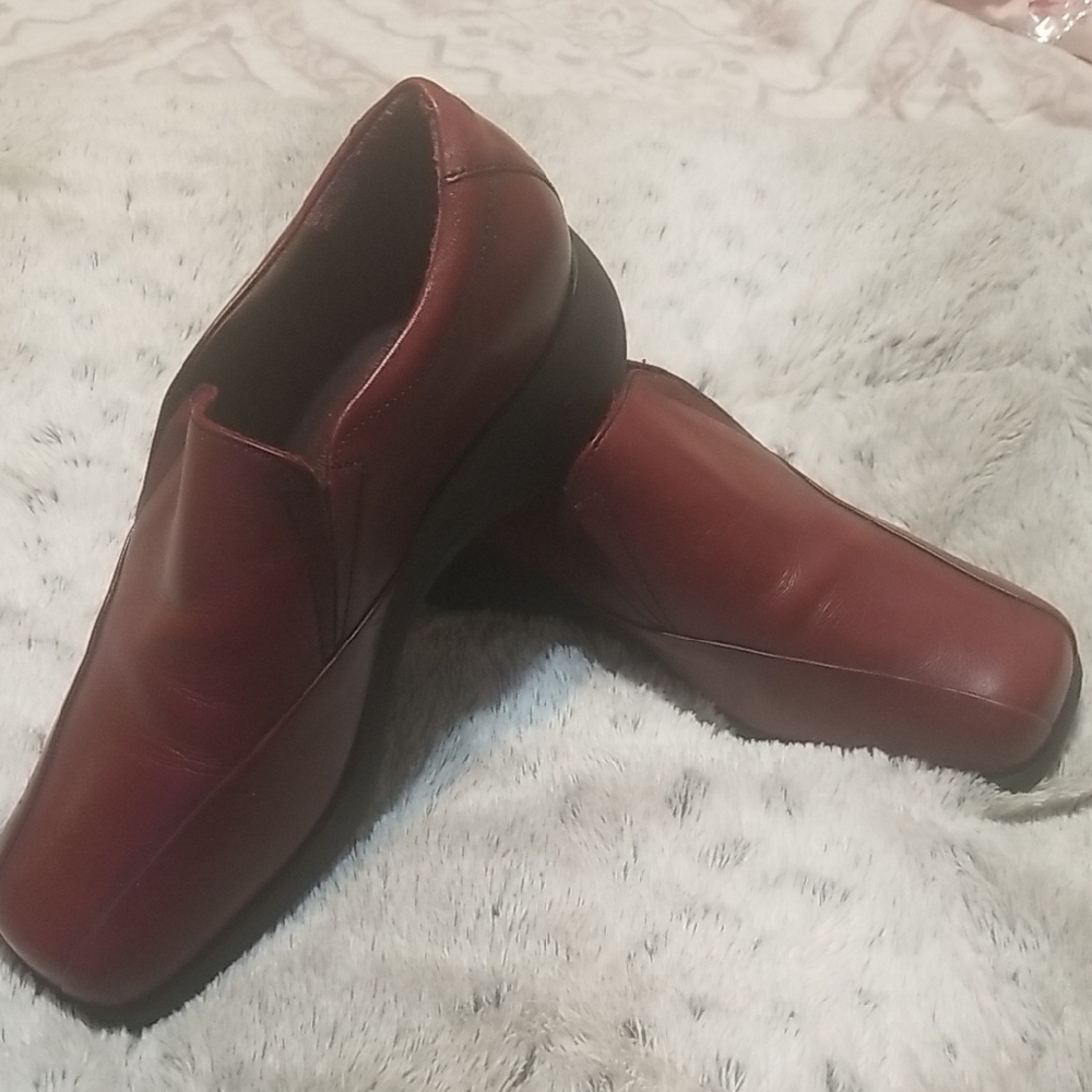 MEPHISTO AIR TECHNO RED CORDOVAN LOAFERS, 7.5 Ladies EUC,